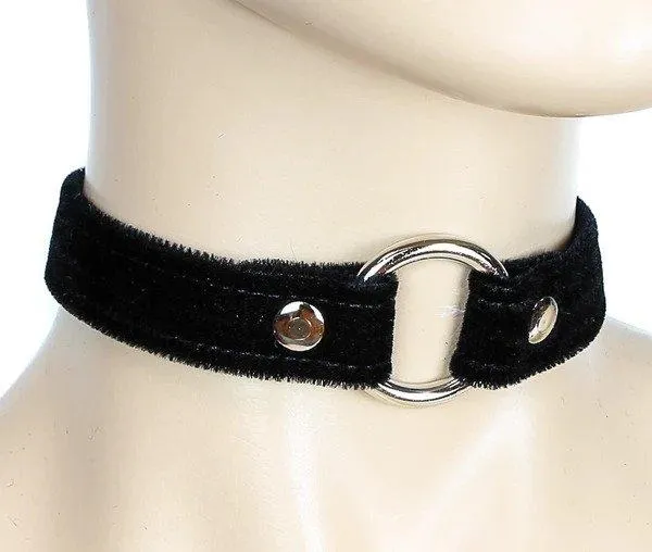 3/4 VELVET CHOKER WITH ONE 1 -O- RING