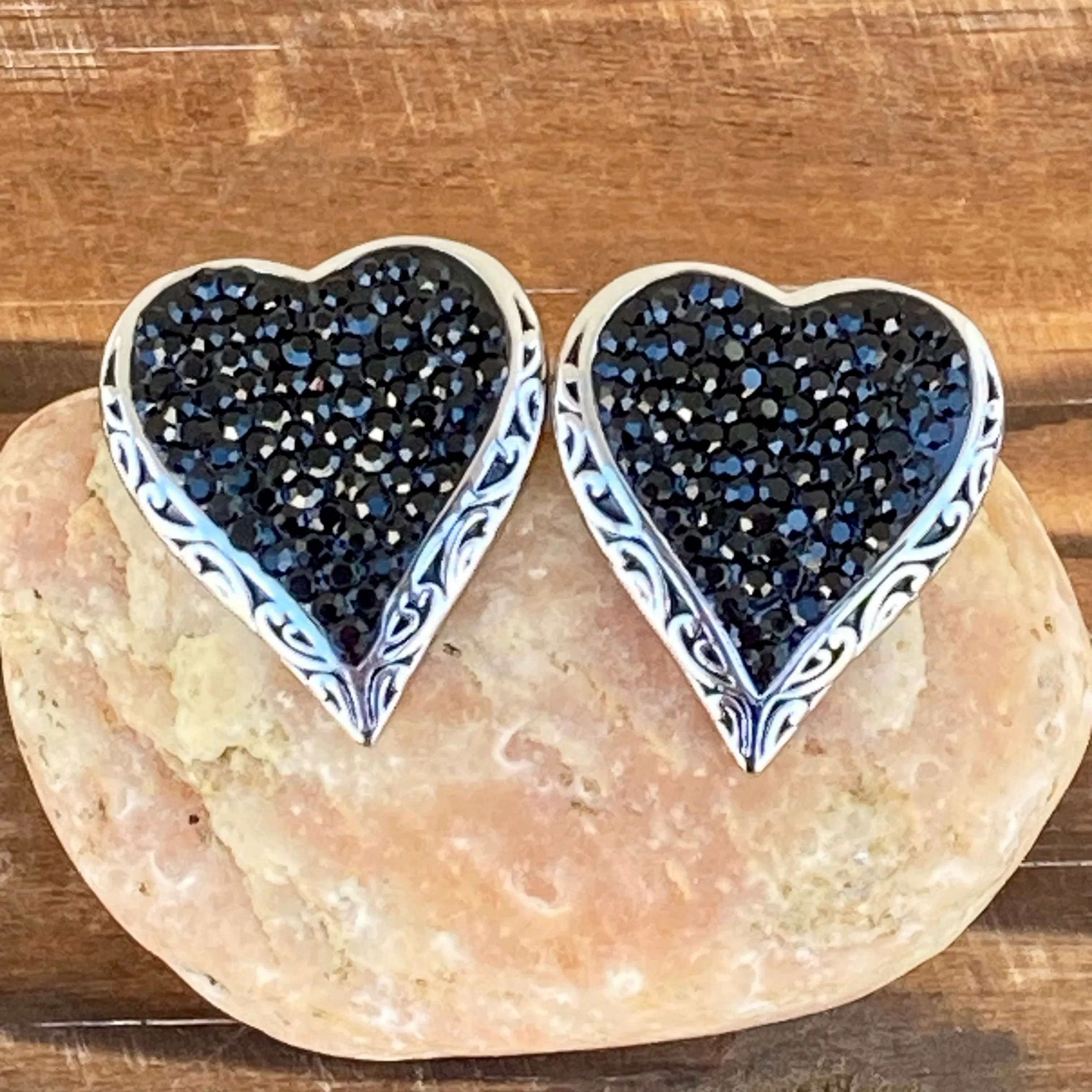 Crystal Heart Earrings - Black - Stud - AJ02S