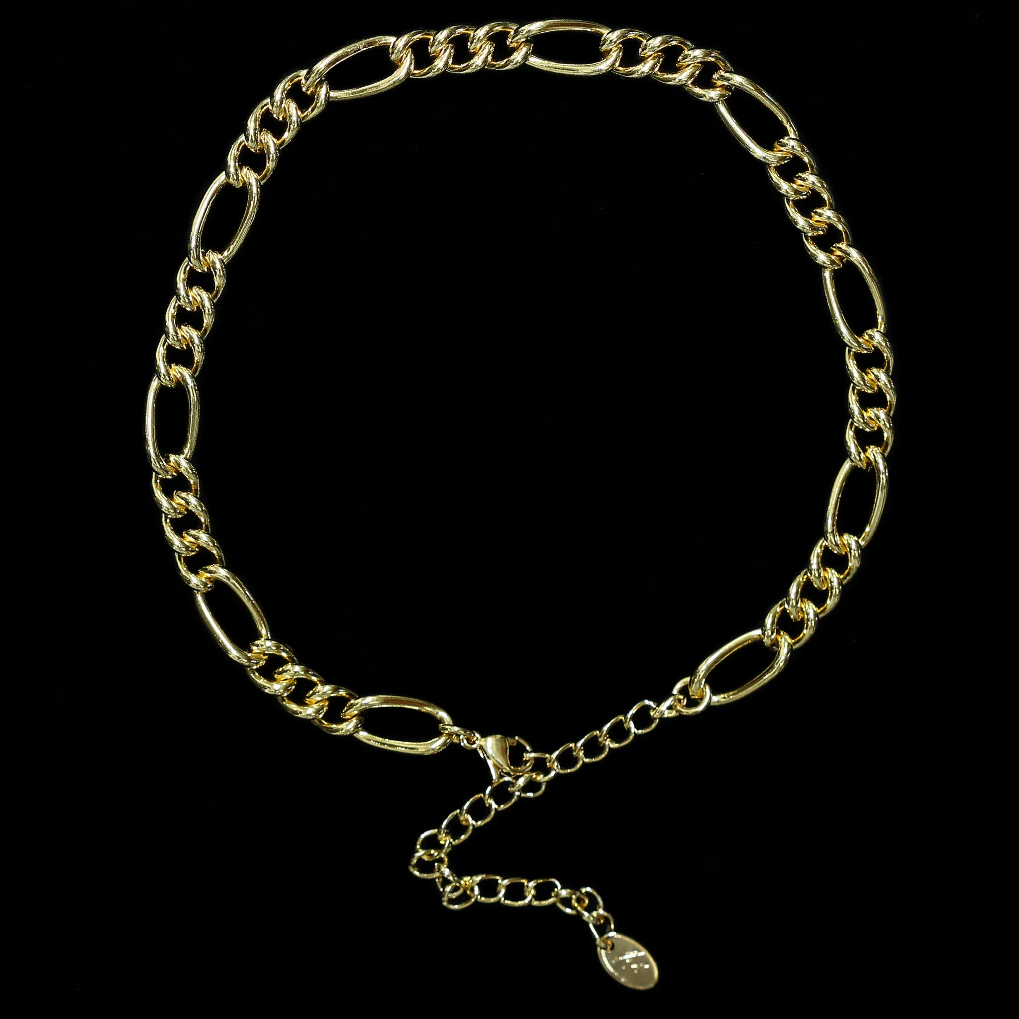 CURBED FIG CHOKER