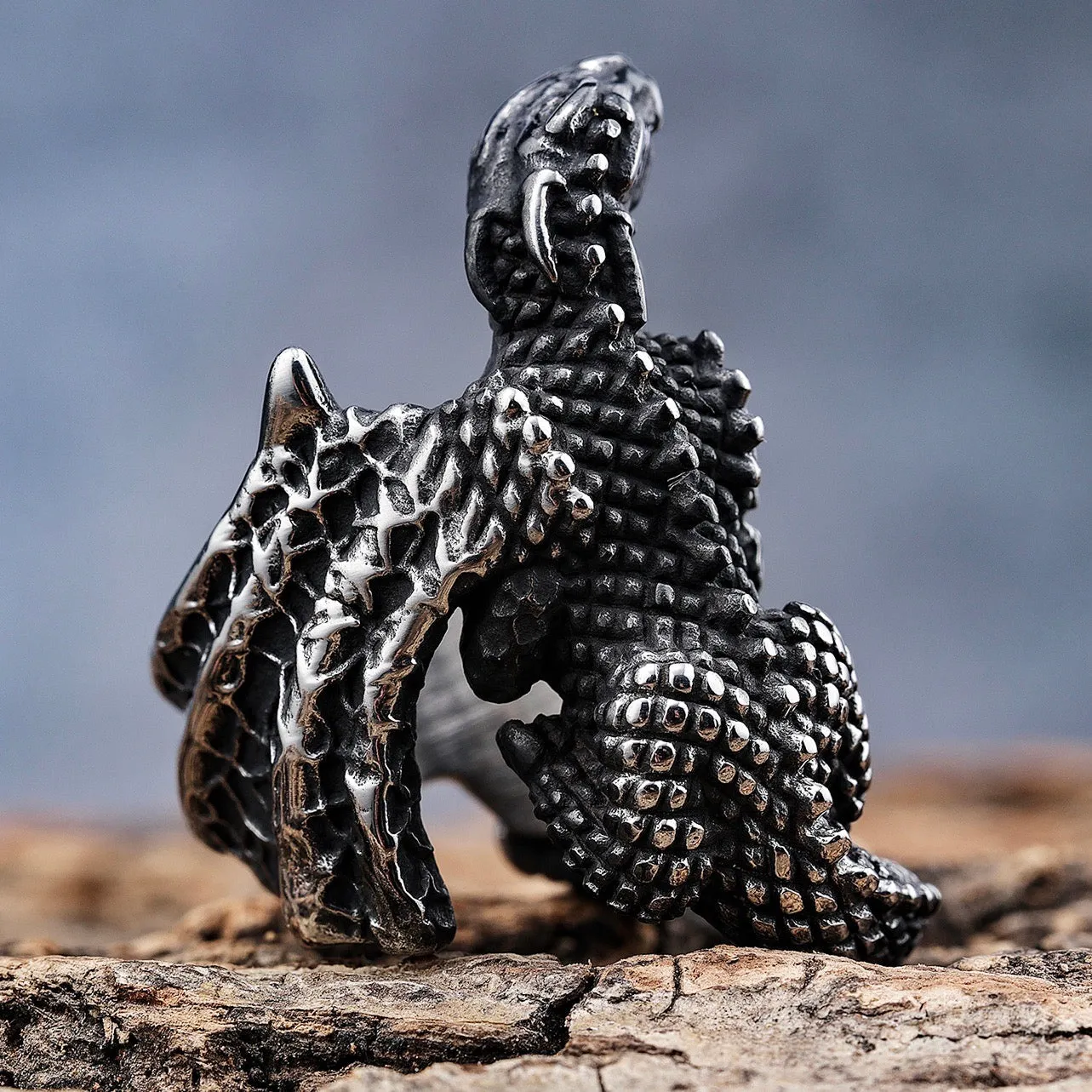 Dragon Ring - R26