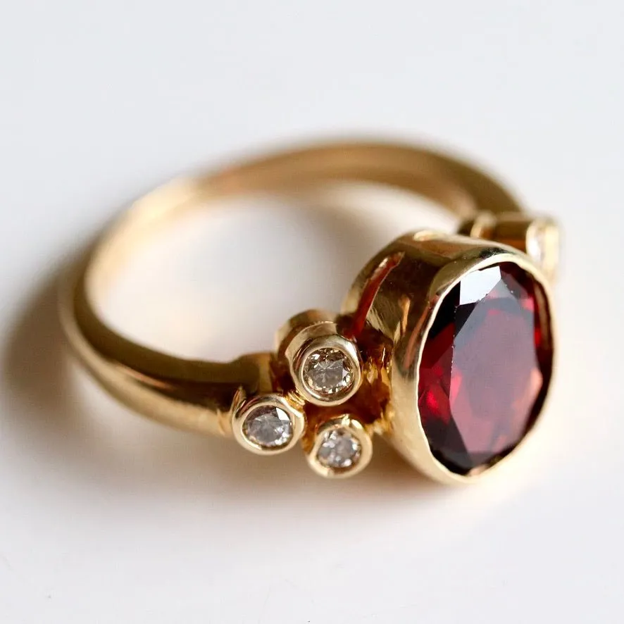 Henry VII 14k Gold, Garnet and Diamond Ring