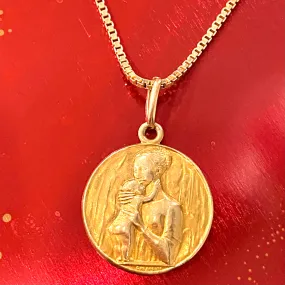 UNOAERRE Orlandini Vintage 18K Gold Pendant - Mother and Child Design with Chain