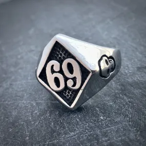 Ring 69 - Black & Silver - R153