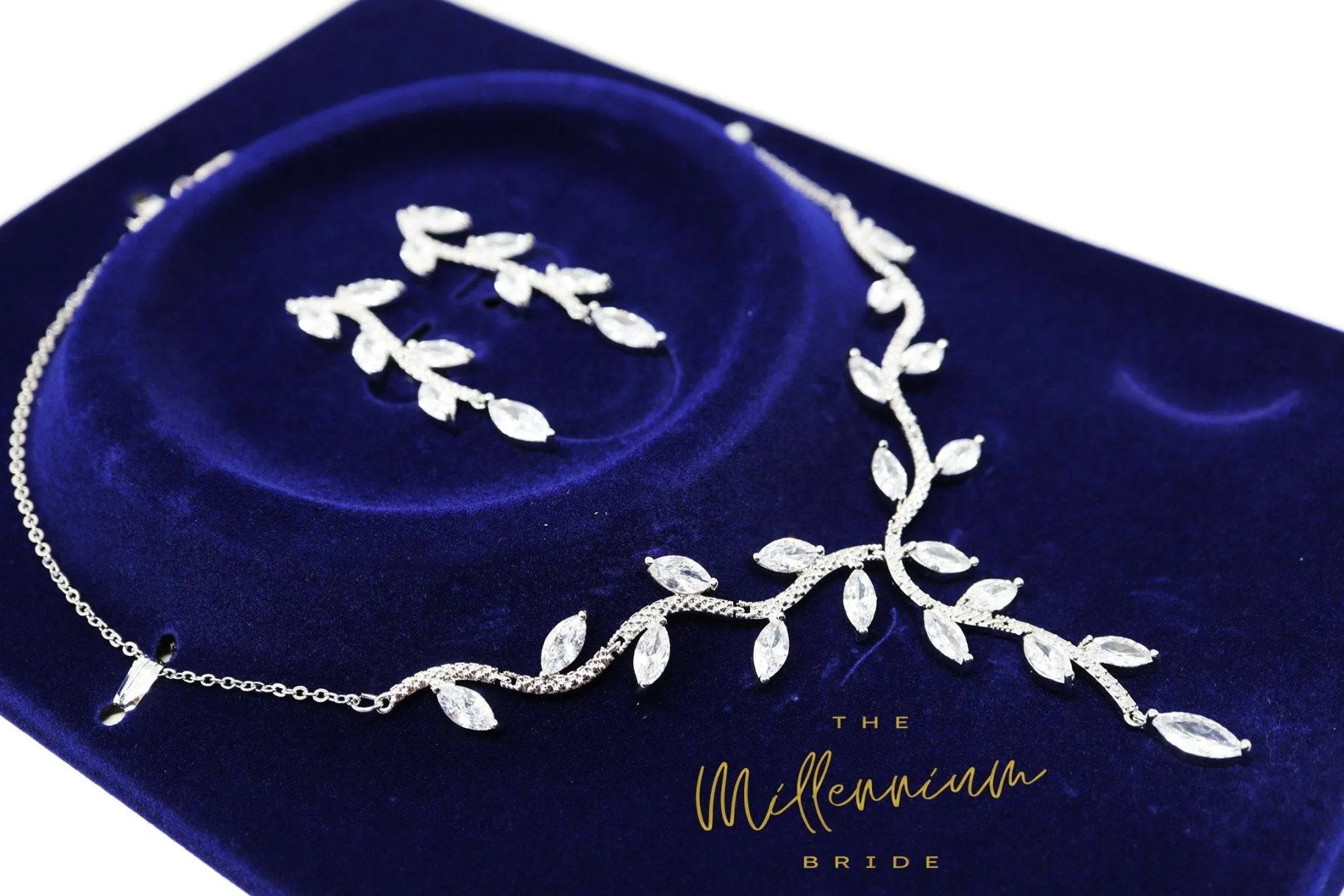 Swarovski Crystal Vine Leaves Necklace, Long Bridal Jewelry, Bridal Earrings And Necklace, Statement Earrings Cz Necklace Set.